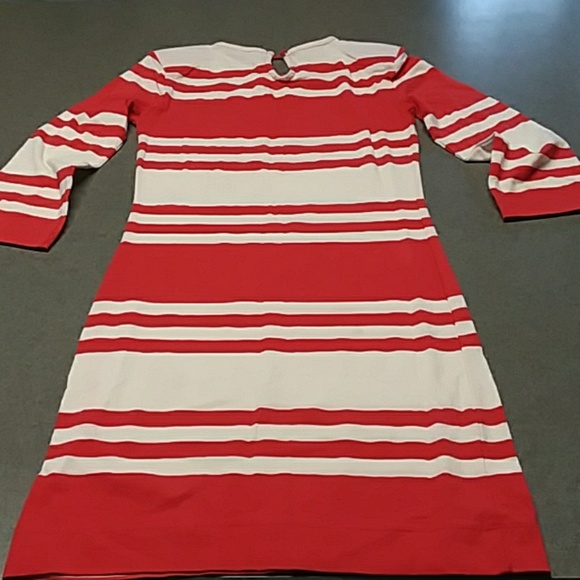 Dress - Picture 4 of 4